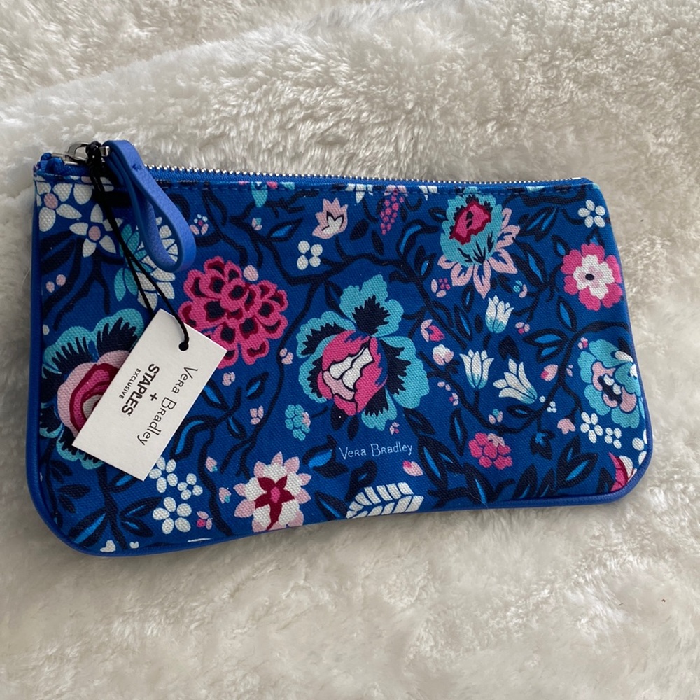 NWT! Vera Bradley for Staples Exclusive POUCH, Berry Bloom